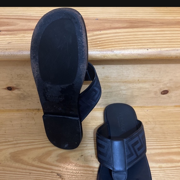 Sandals_&_Flip_Flops